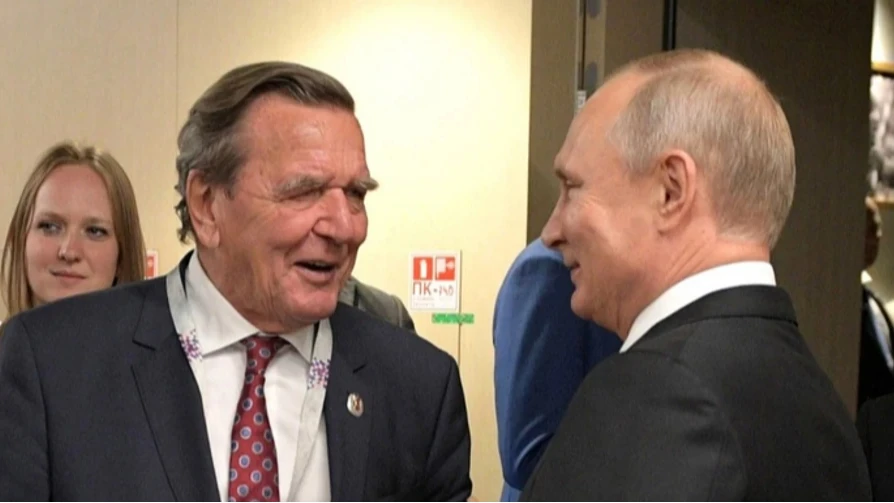 Шредер поїхав до Москви без відома МЗС і посольства ФРН: Мерц обурений
