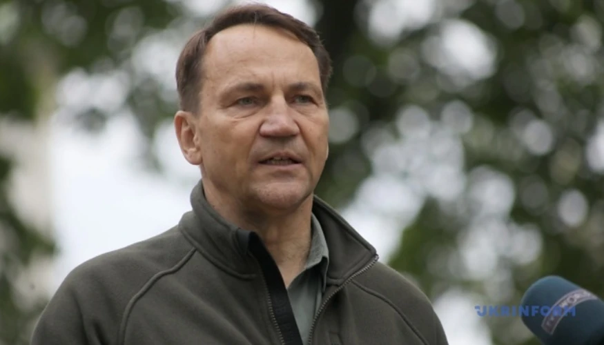 Сікорський у X нагадав Маску про європейських клієнтів Starshield після нічного обмеження Starlink
