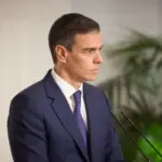 Педро Санчес під час телевізійного звернення з палацу Монклоа в Мадриді